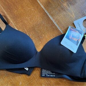 Women’s Jockey Black Wireless T-Shirt Bra 34B NWT